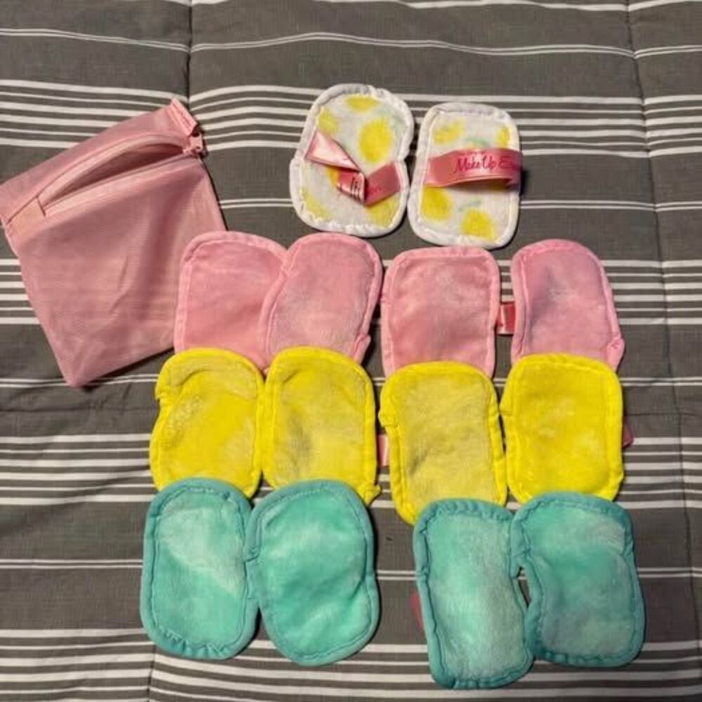 Authentic Make Up Eraser Brand Face cloths - check it out!